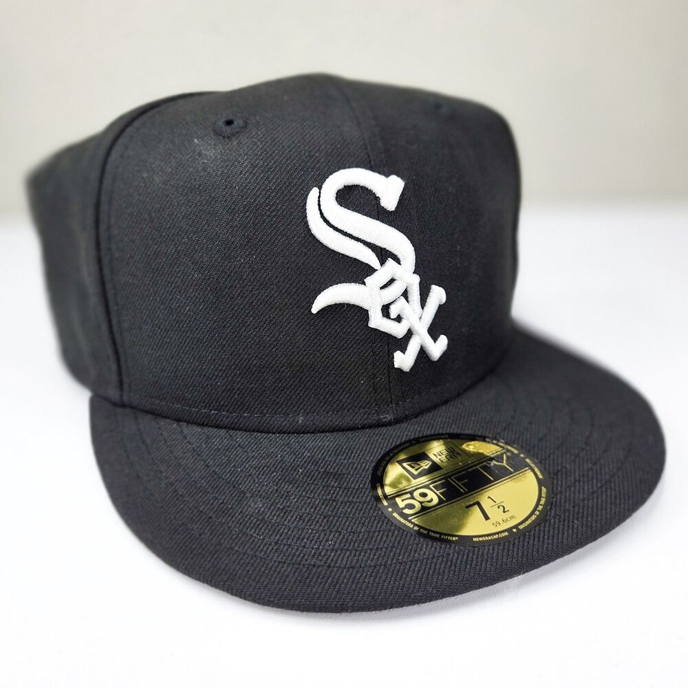 New Era 59FIFTY Chicago White Sox Black Fitted Hat Size 7 1/2 NWT